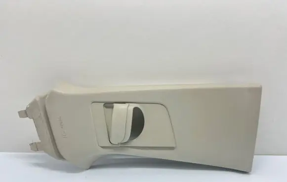 Volvo V40 (B) pillar trim (top) 31307225
