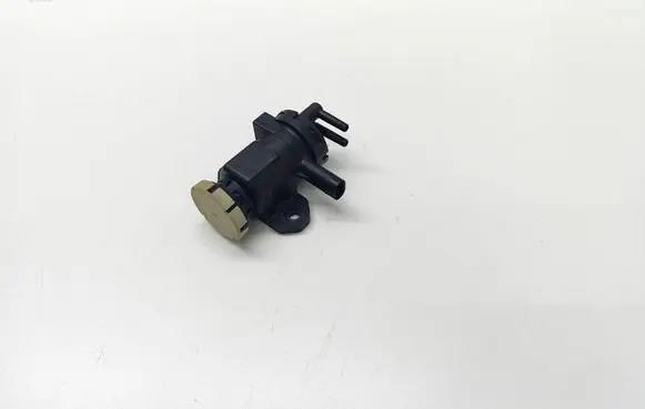 BMW 5 F10 F11 Turbo solenoid valve 8509323 850932305 11748509323