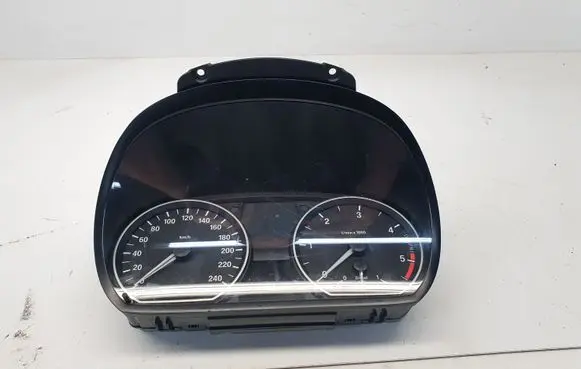 BMW 1 E81 E87 Speedometer (instrument cluster) 102495293