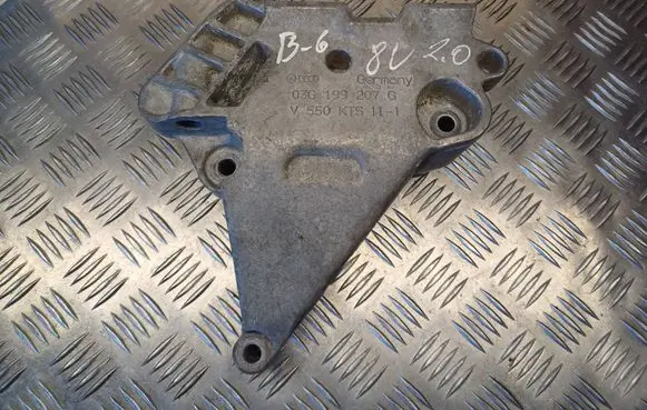Volkswagen PASSAT B6 Engine mounting bracket 03G199207G