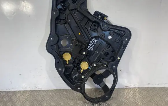 Jeep Compass Rear window lifting mechanism without motor 68243945AA