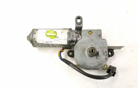 Mercedes-Benz C W202 Sunroof motor/actuator 2028200508 0390200001