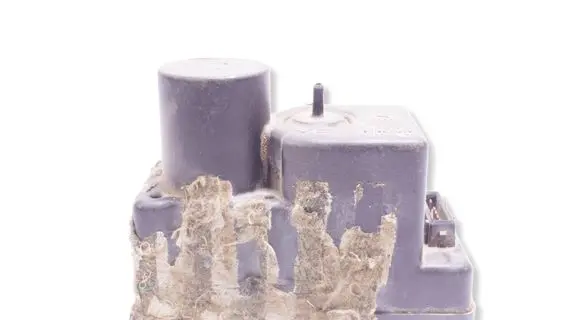 Audi 100 S4 C4 Central locking vacuum pump 443862257H