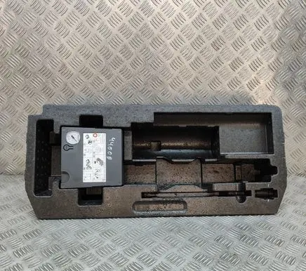 Audi e-tron Other trunk/boot trim element 4KE012113A 4L0012615