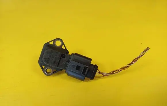 Audi A6 S6 C5 4B Air pressure sensor 0281002326