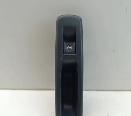 Renault Megane III Electric window control switch 829500004R