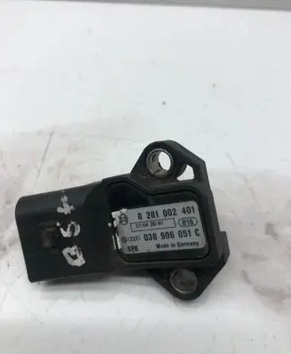 Volkswagen PASSAT B5.5 Air pressure sensor 038906051C 0281002401