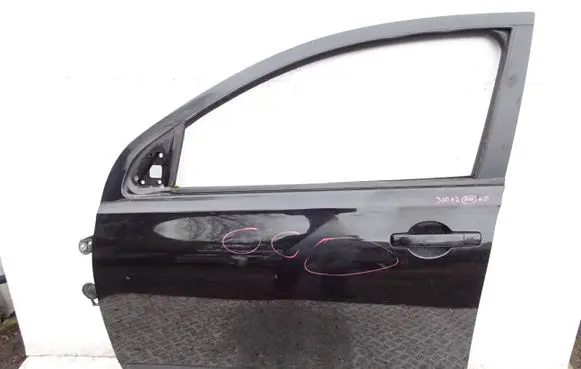 Nissan Qashqai+2 Front door rqg
