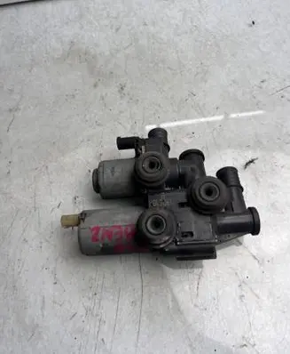 BMW 3 E46 Coolant heater control valve 8369807 1147412149