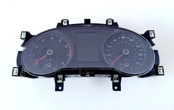 Volkswagen Tiguan Speedometer (instrument cluster) 5NA920940C