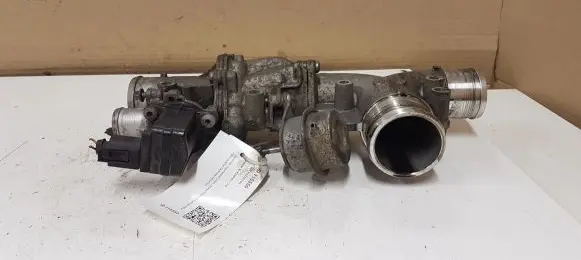 Jaguar XF X250 EGR valve 1043806S01 1045175S01