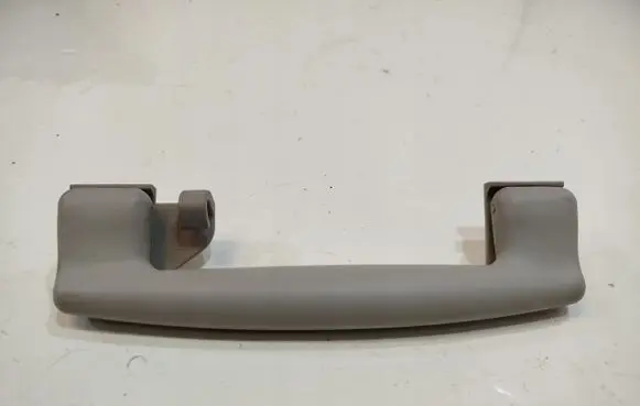 Maserati Ghibli Front interior roof grab handle 670