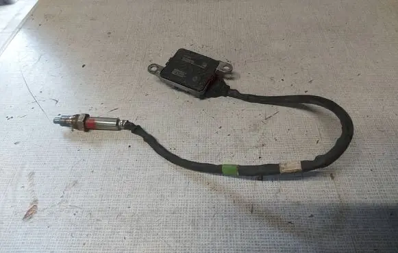 Renault Koleos II Lambda probe sensor 227905216R SNS1029D A3C0684680000