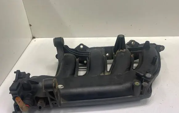 Mercedes-Benz C W203 Intake manifold A2711401101