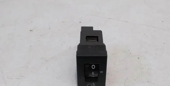Hyundai Matrix Headlight level height control switch 93370 17000