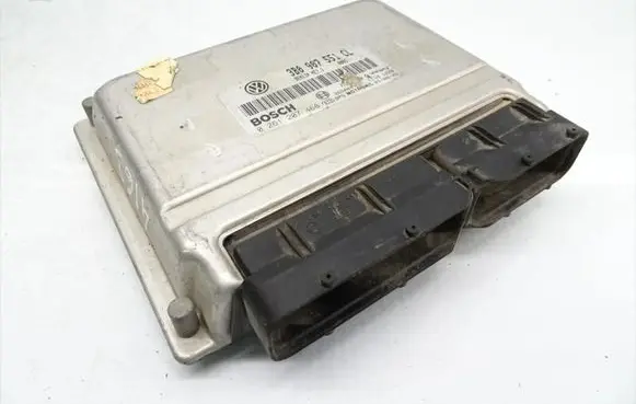 Volkswagen PASSAT B5.5 Engine control unit/module 3B0907551CL 0261207468