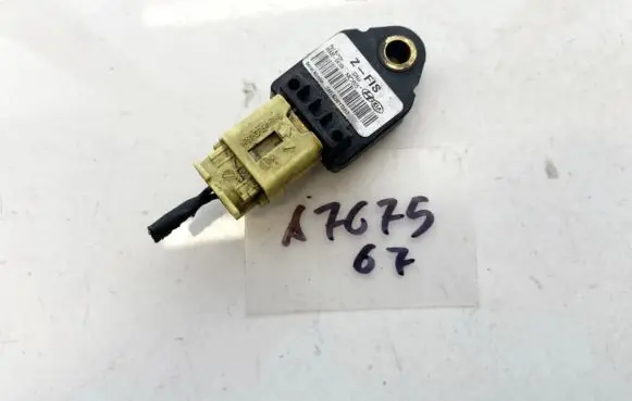 Hyundai i30 Airbag deployment crash/impact sensor 959200a100 95920-0a100