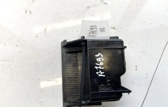 Car ashtray