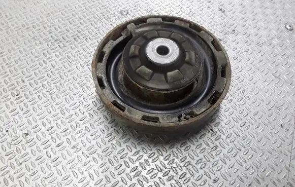 BMW 5 E39 Coil spring/strut mount 33521091710