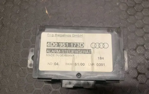Audi A8 S8 D2 4D Alarm control unit/module 4D0951173D