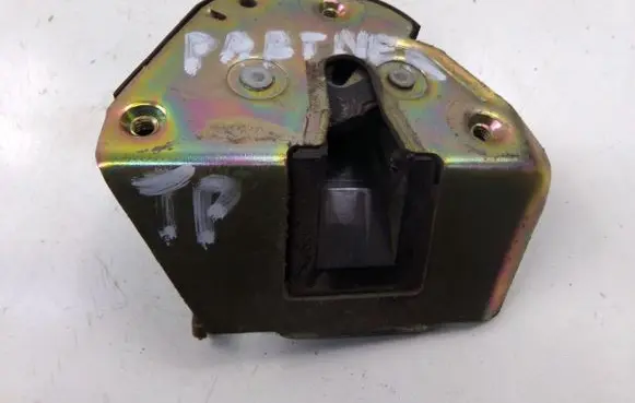 Peugeot Partner Rear door lock