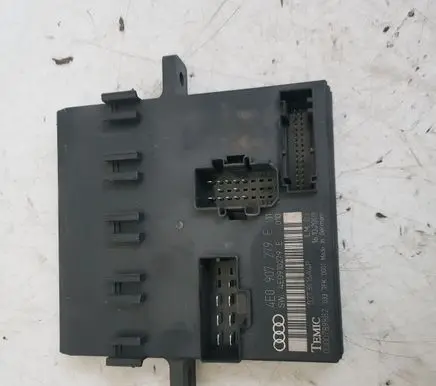 Audi A8 S8 D3 4E Light module LCM 4E0907279E