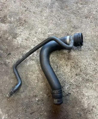 Audi A6 S6 C6 4F Engine coolant pipe/hose 4F0121101G