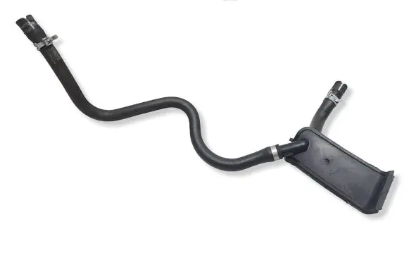 Volvo XC90 Engine coolant pipe/hose 32138838
