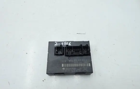 Audi A3 S3 8P Comfort/convenience module 8P0959433J 5DK00858338 06000620