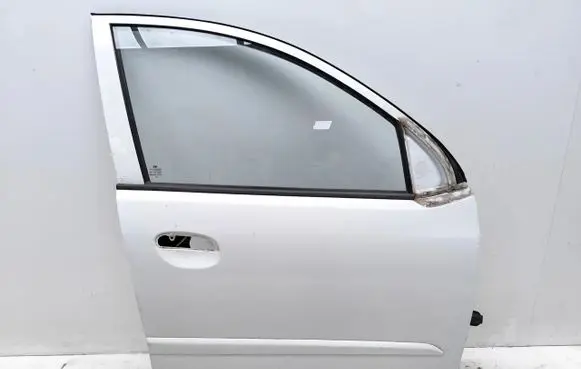 Hyundai i10 Front door