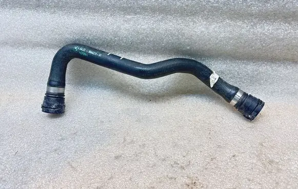 BMW i5 G60 Coolant pipe/hose 8844219