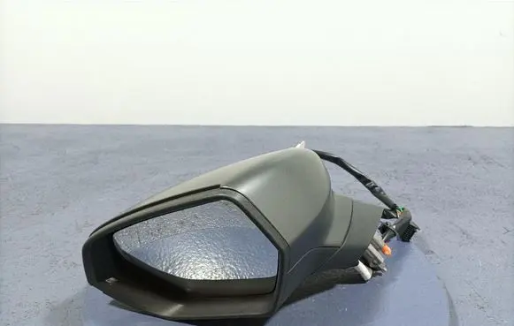 Nissan Atleon Front door electric wing mirror