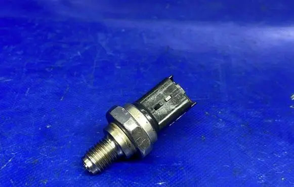 Nissan Qashqai Fuel pressure sensor A2C2000503104