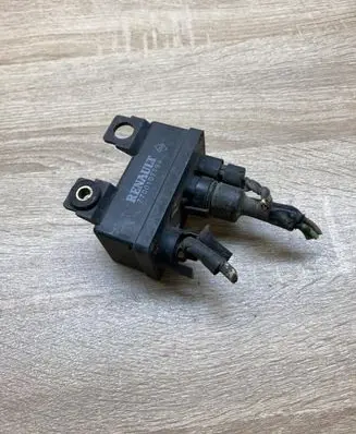 Renault Megane I Glow plug pre-heat relay 7700107794