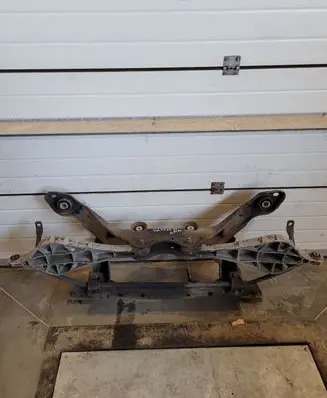 Volvo XC60 Rear subframe 2815106