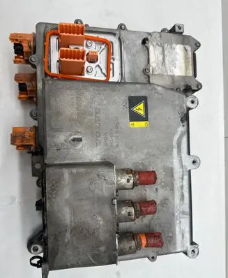 Volvo C40 Voltage converter inverter 32362862 P32362862