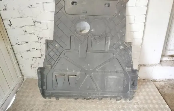 Volkswagen Crafter Engine splash shield/under tray 7C0825453B 7LE825453B 7C0825453C