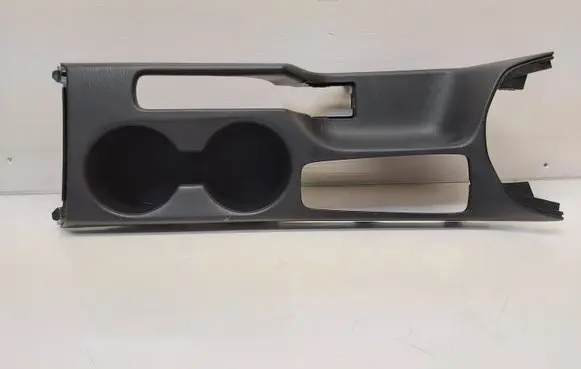 Cup holder front