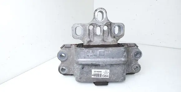 Volkswagen PASSAT B6 Engine mount bracket 1K0199555