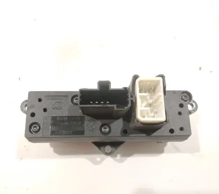 Alfa Romeo 159 Hazard light switch 156067821 156067820 237803