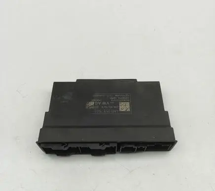 Porsche Taycan 9J1 Seat control module 4M8959760B