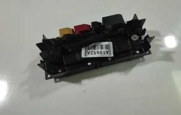 Skoda Superb B5 (3U) Climate control unit 
