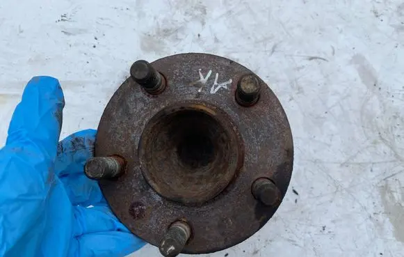 Ford Galaxy Rear wheel bearing hub 