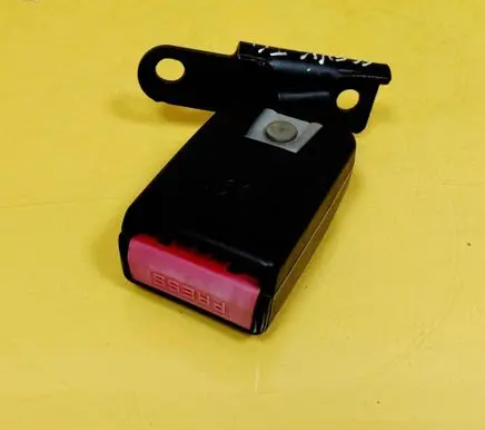 Renault Scenic I Rear seatbelt buckle 427284