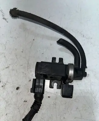 Audi A4 S4 B6 8E 8H Turbo solenoid valve 8e0906628B