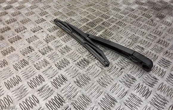 Mazda 5 Rear wiper blade 