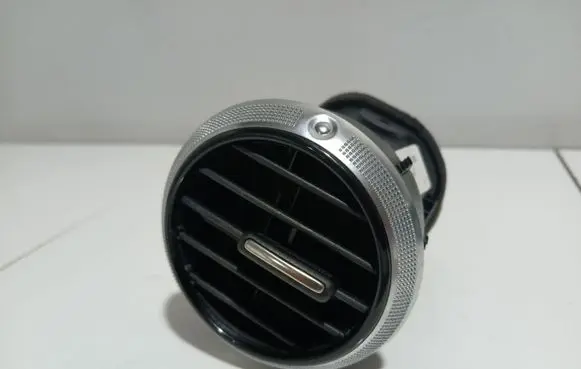 Audi A3 S3 8P Dash center air vent grill 8P0820901F 011010A47