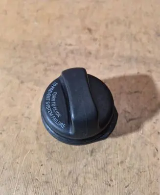 Volvo S80 Fuel tank filler cap 