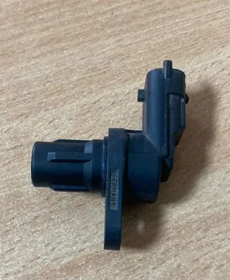 Opel Corsa D Camshaft position sensor 93310500 0232103067