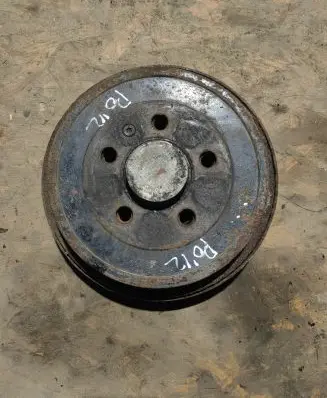Volkswagen Polo V 6R Rear wheel hub
